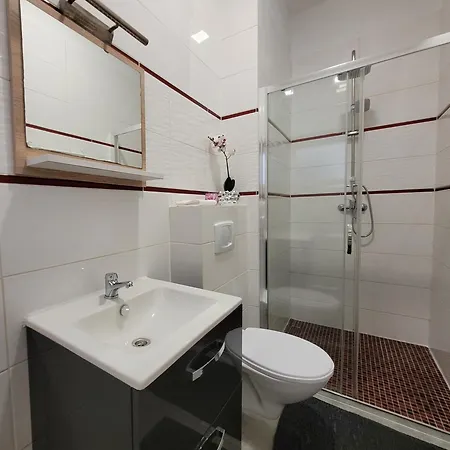 Centrum W Parku Przy Katedrze Nr 2 Kwidzyn